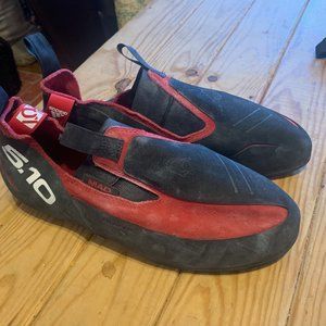 Five Ten NIAD Moccasym Climbing Shoe